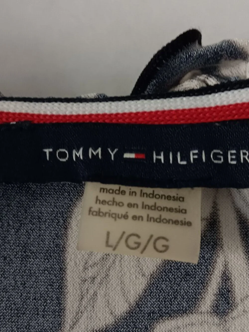 TOMMY HILFIGER Navy and White Floral Sleeveless Blouse Size L ($14) - Picture 10 of 12